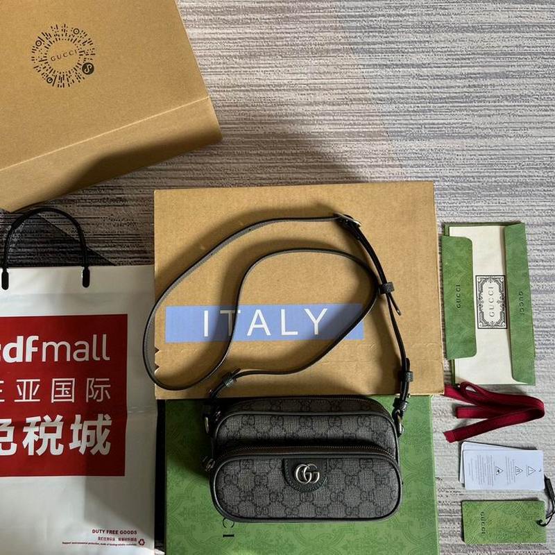 Gucci Handbags 334